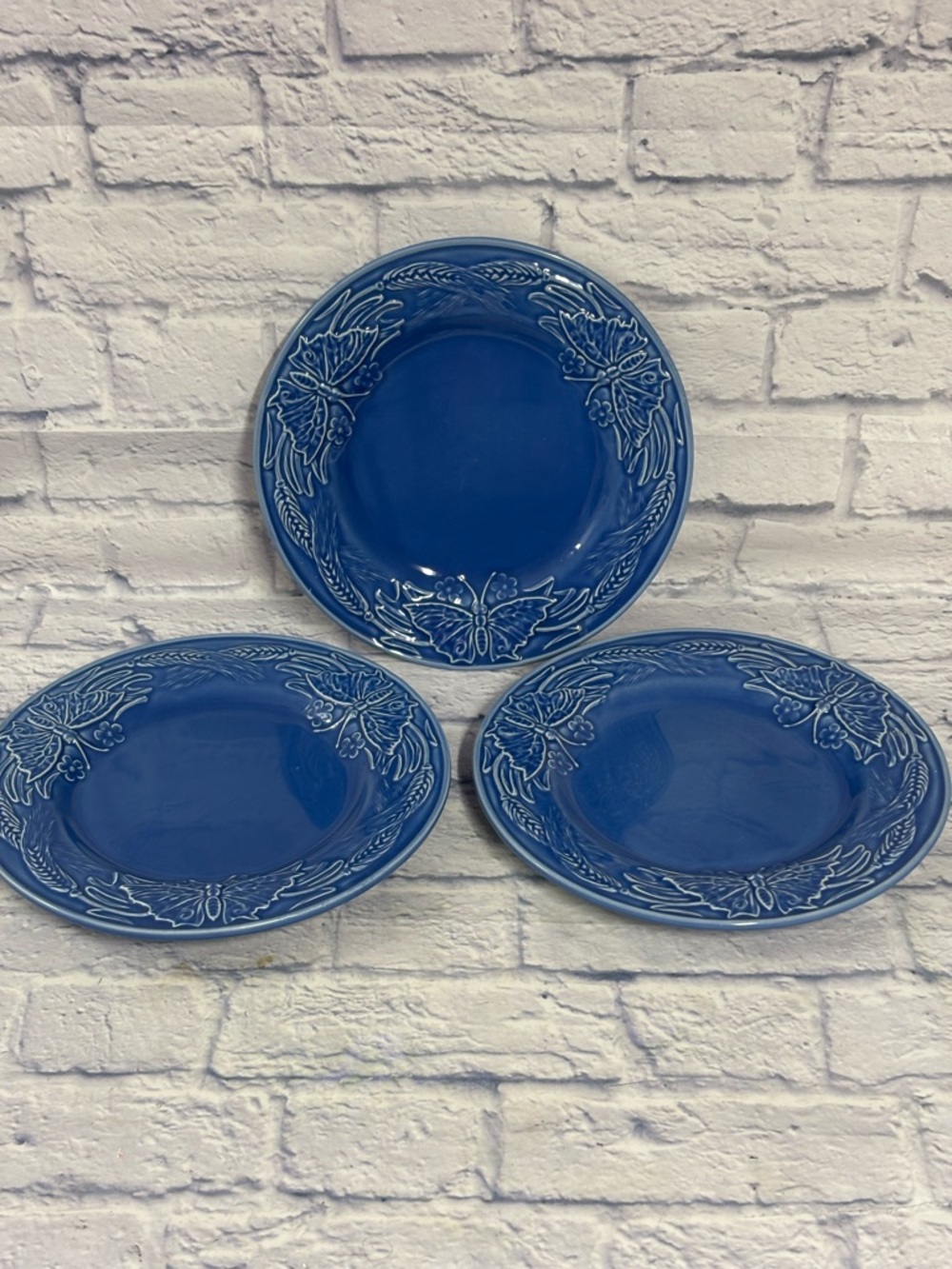 Bordallo Pinheiro Papillon 3 Blue Dinner Plates Butterfly & Wheat,  Portugal